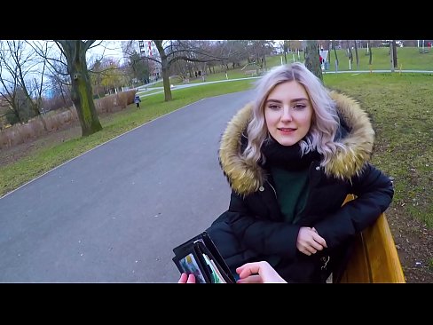 ❤️ Swallows cum panas muhrim pikeun duit - blowjob di taman ku Eva Elfie ️ porno super di urang ️❤